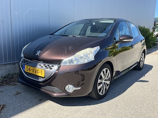 Peugeot 208 1.4 e-HDi Active, Automaat, navi, rijdt goed