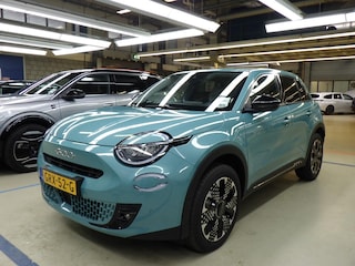 Fiat 600 1.2 Hybrid La Prima Verwacht !! | Vol-Leder | Navigatie | Achteruitrijcamera | Stoelverwarming | Elektr. Achterklep | !!