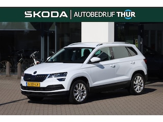 Skoda Karoq 1.5 TSI ACT Style Business 18" LMV Privacy glas chroom pakket LED koplampen stoelverwarming ACC adaptieve cruise control sport comfort stoel climatronic dealer onderhouden