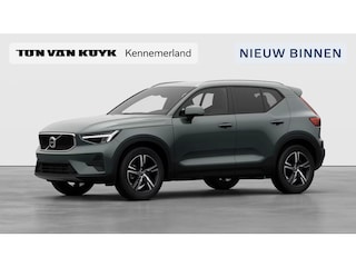 Volvo XC40 2.0 B4 Business Edition / Nieuw op voorraad / Harman Kardon / Camera achter / Stuur + stoelen verwarmd / Adaptive cruise /