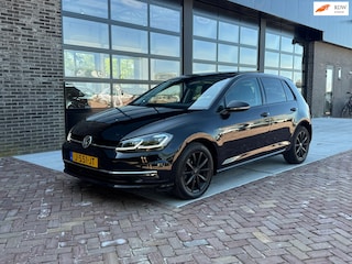 Volkswagen Golf 1.6 TDI Highline | DSG | Dak | Leer | Facelift |