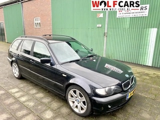 BMW 320i Special Executive | NAVIGATIE |Climate control | Parkeer Sensoren