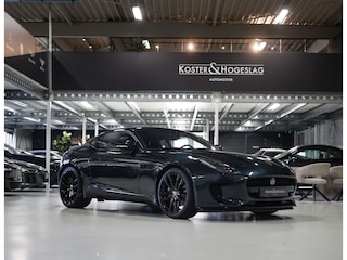 Jaguar F-type P300 RWD R-Dynamic | British Racing Green - Camera
