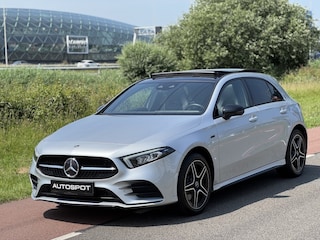 Mercedes-Benz A-klasse 250 e AMG Pano Sfeer Night Camera