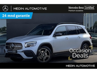 Mercedes-Benz GLB 180 Automaat AMG Line 7-Persoons | Premium Plus Pakket | Nightpakket | Parkeerpakket met 360°-camera | Sfeerverlichting | Stoelverwarming | Multibeam LED | Trekhaak