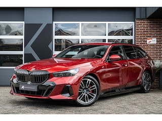 BMW 530e M Sport Pro | Head-Up | Driving Ass. Prof.| Harman/Kardon | Keyless | 360° | Trekhaak | 19 Inch |