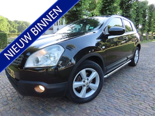 Nissan Qashqai 2.0 Tekna Premium 4WD 1e Eigenaar Ecc Cruisecontrol Leer Stoelverwarming Navigatie Panoramadak Achteruitrijcamera Keyless Entry Sidebar 6 Bak LM Velgen ***Dealer Onderhouden***