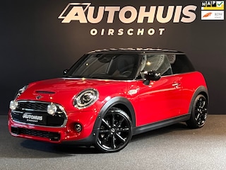 Mini Mini 2.0 Hammersmith Automaat/Carplay/Clima/PDC/18"/Navi