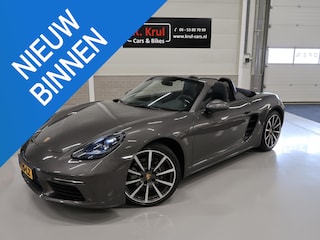 Porsche 718 2.0 Turbo 370pk Automaat PDK Navigatie Sportuitlaat Leer Sportstoelen 20 inch LMV Camera Stoelverwarming 2e Eigenaar Perfect onderhouden SCM Nieuwstaat