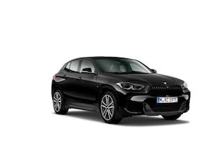 BMW X2 xDrive25e | M-Sport | Navigatie | Panorama | Leder | Camera | 19"LM | Saphir Zwart