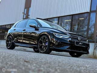 Volkswagen Golf 2.0 TSI R 4 Motion