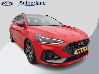 Ford Focus Wagon 2.3 EcoBoost ST-X Automaat 280pk! | Panoramadak | Afneembare trekhaak | Winter Pack | Standkachel | AGR-stoelen | Bang&Olufsen | Elektrische achterklep | Head up Display | Matrix LED