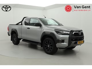 Toyota Hilux 2.8 D-4D Xtra Cab Invincible | Leder | Trekhaak | Navigatie | Clima | Rollbar | Rollcover | Stoelverwarming | Keyless | Parkeersensoren voor/achter | Camera