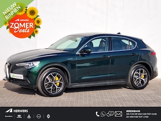 Alfa Romeo Stelvio 2.0 T AWD Super Q4 Automaat / Lederen Bekleding / Cruise Control Adaptief / Elektr. Achterklep / Elektr. Stoelen / Navigatie / Camera / Lichtmetalen Winterset Meerprijs €499,-