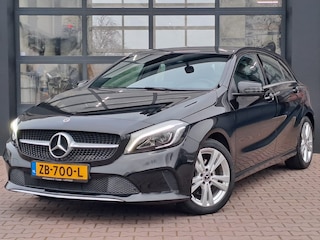 Mercedes-Benz A-klasse 180 Business Solution AMG | Automaat | LED | LMV | Camera | All-season |
