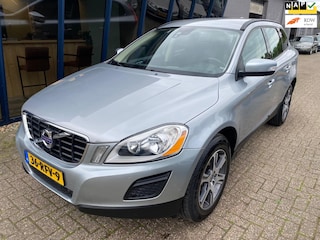 Volvo XC60 2.0T Kinetic NL-AUTO / NAVI / PDC / TREKHAAK