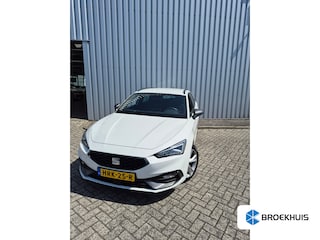 Seat Leon Sportstourer 1.4 TSI eHybrid PHEV FR Business Intense 204 pk | stuur/stoel verwarming apple carplay/android auto | Full led