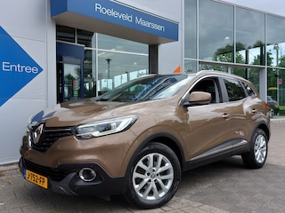 Renault Kadjar 1.2 TCe 131pk Intens Pack-Tech | Navi | Clima | Cruise | Keyless Entry | Pdc V+A+Assist+Camera | Dodehoek+Rijstrook+Licht+Regensensor | Mistlampen | Privacy Glass | 17''lm