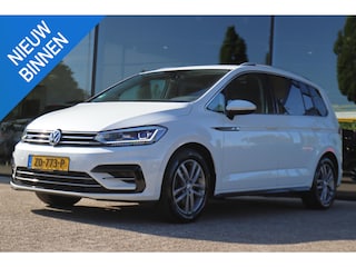 Volkswagen Touran 1.5 TSI AUT. HIGHLINE BUSINESS R-LINE 7P | CARPLAY | NAVI | CAMERA | ACC | KEY-LESS | CLIMATE | STOELVER.