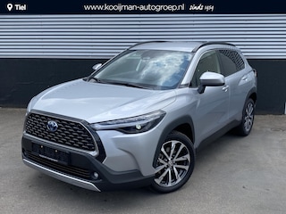 Toyota Corolla Cross Hybrid 140 Dynamic edition Navigatie, Elektrische achterklep, LM Velgen, LMV, all-season banden, smart Key