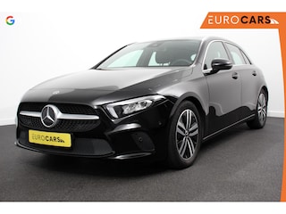 Mercedes-Benz A-klasse 180 136pk Automaat Progressive Navigatie Parkeersensoren Camera Cruise Control Stoelverwarming Ledverlichting Climate Control