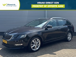 Skoda Octavia Combi 1.4 TSI Greentech 150pk DSG-7 Style | Trekhaak | Stoelverwarming | Sensoren | Navigatie |