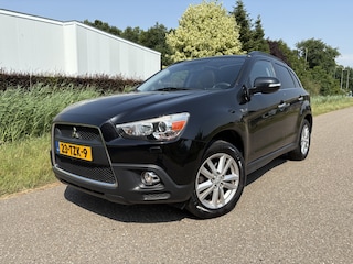 Mitsubishi ASX 1.6 Intense ClearTec / PANORAMADAK / LEER / NAVI