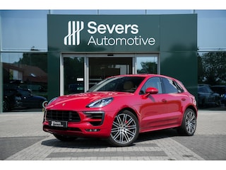 Porsche Macan 3.0 GTS | Panoramadak | BOSE Surround-Sound-System | Luchtvering inclusief PASM | Macan SportDesign wiel | LED-koplampen incl Porsche Dynamic Light System Plus |
