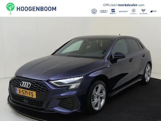Audi A3 Sportback 30 TFSI S edition | Afgevlakt sportstuur | Full LED verlichting | Sfeerverlichting | Navigatie Plus | Optiek zwart | Draadloze telefoonlader | Stoelverwarming |