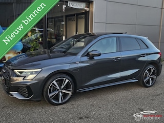 Audi A3 Sportback 40 TFSI e Edition 3x S-line Panorama/HUD/Memory