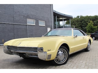 Oldsmobile Toronado De Luxe Coupé V8 7.5 FWD! UNIEK