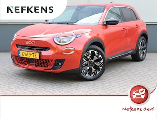 Fiat 600 e La Prima 54 kWh | Apple Carplay/Android Auto | Lederen bekleding | Verwarmde voorstoelen | Achteruitrijcamera