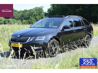 Skoda Octavia Combi 1.5 TSI Greentech Business Edition Trekhaak Panoramadak Apple Carplay