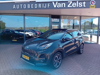 Kia Sportage 1.6 T-GDI GT-Line Automaat, Airco(automatisch),Panorama schuifdak, Multimediasysteem, Carplay/Android auto, Navigatie, Parkeersensoren, Camera, Stoelverwarming, Stuurwiel verwarmd, Cruise control, Keyless, etc, etc, Zeer mooie auto, Dealer onderhouden, Kia garantie tot 10 Jaar