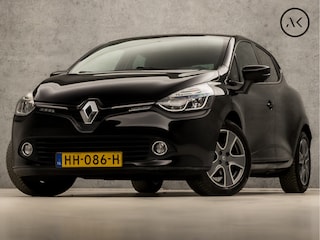 Renault Clio 0.9 TCe Night&Day (NAVIGATIE, LM VELGEN, GETINT GLAS, SPORTSTOELEN, PARKEERSENSOREN, NIEUWE APK, NIEUWSTAAT)