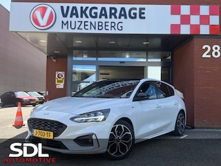 Ford Focus 1.5 EcoBoost ST Line Business // NAVI // CAMERA // CLIMA // CRUISE // STOELVERWARMING //
