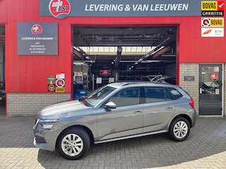 Skoda Kamiq 1.0 TSI Ambition Automaat/ Camera achter/ Parkeersensoren achter/ Rijklaarprijs!