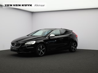 Volvo V40 T3 Polar+ Sport R-Design / Pan. dak / Harman Kardon / Park assist v+a / Stoelverwarming