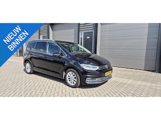Volkswagen Touran 1.5 TSI Highline 7p Panorama*Navi*Bluetooth*Elektr. achterklep*Stoel, stuurverwarming enz