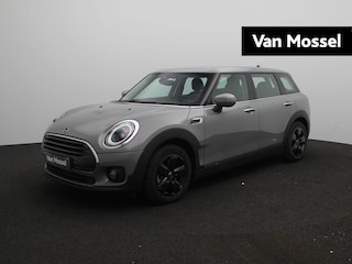 Mini Clubman 1.5 Cooper Essential Aut. | Navigatie | LMV | Xenon | Stoelverwarming | Cruise control | Climate control