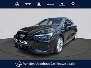 Audi A3 Limousine 30 TFSI 116Pk S edition / Parking Plus / Comfort Plus / Privacyglas