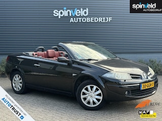 Renault Mégane Coupé-Cabriolet 1.6-16V Tech Line BJ`08 Pano Navi