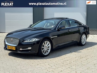 Jaguar XJ 2.0 Luxury Aut. | Origineel Nederlands | Volledig Kimman Onderhouden | Panorama | Facelift | Full Led | Lederen Dash |
