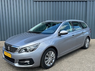 Peugeot 308 1.2 PureTech 130pk Aut. Style | Clima | Navi | Pdc |