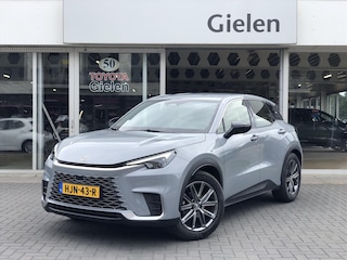 Lexus LBX 1.5 Hybrid Elegant Tech Pack | Leer, Elektrische achterklep, Stoel + Stuurverwarming, Keyless, Dodehoekherkenning