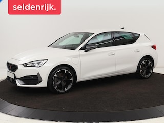 Cupra Leon 1.4 e-Hybrid | Stoel & stuurverwarming | Camera | Adaptive cruise | Carplay | Navigatie | Sfeerverlichting | Keyless | Full LED | Sportstoelen | PHEV