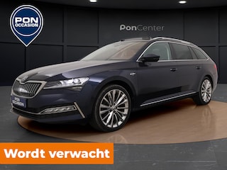 Skoda Superb Combi 1.4 TSI 218 PK iV Laurin & Klement | WORDT VERWACHT | Panoramadak | Lederen Bekleding | Side Assist | Voorruitverwarming | Matrix LED |