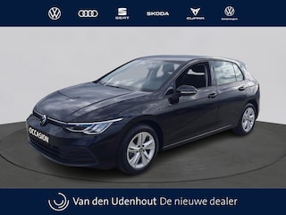 Volkswagen Golf 1.0 TSI 110pk Life | Navigatie | App Connect | Parkeersensoren