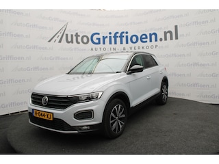 Volkswagen T-Roc 1.5 TSI Sport nette SUV met trekhaak