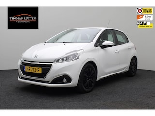 Peugeot 208 1.2 PureTech Blue Lion 2017 NAP | Carplay | Navigatie | Bluetooth | Airco | Trekhaak | PDC | Cruise control | Elektrische ramen + spiegels | PDC | LED